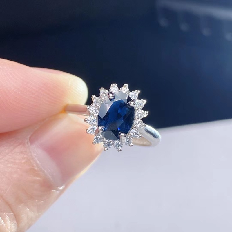 Natural sapphire in silver ring