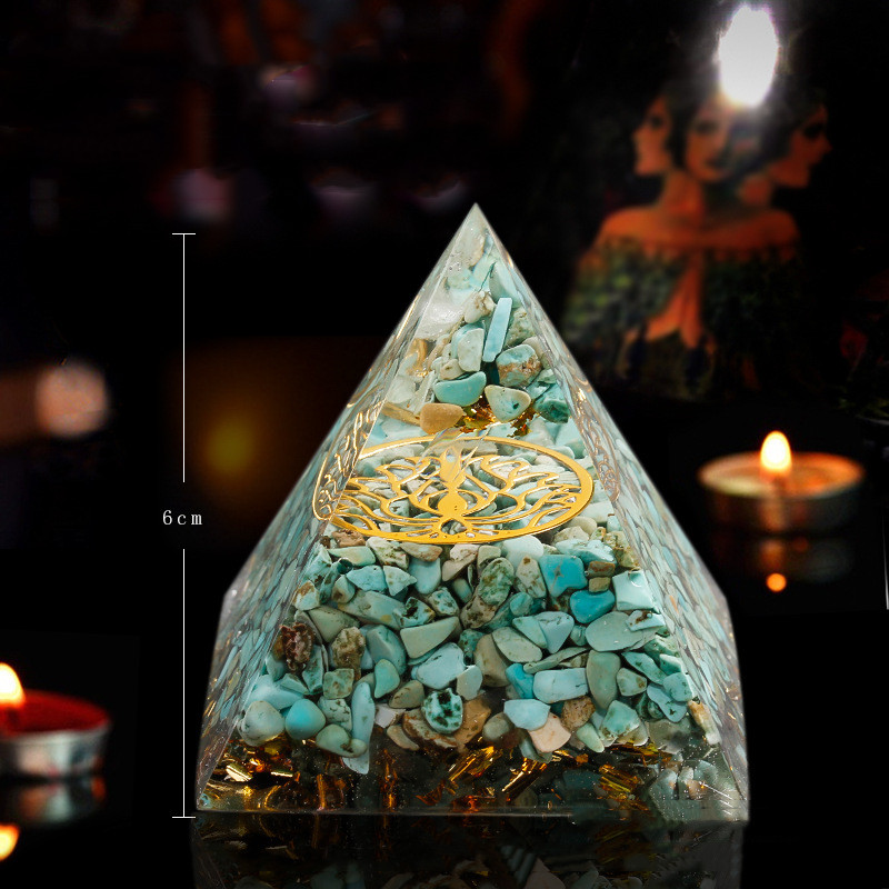 Natural Crystal Crushed Stone Creative Energy Pyramid
