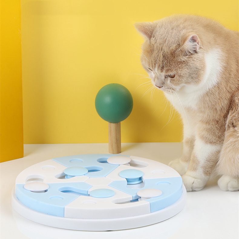 Intelligenz förderndes Futterspielzeug für Hunde und Katzen