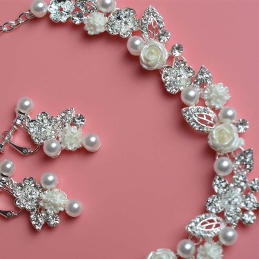 The bride jewelry pearls Earrings Set Wedding jewelry chain set new Korean heavy high-quality flowers—2