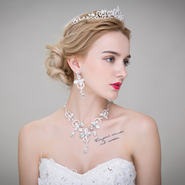 2021 Korean wedding bride headdress flower hair accessories Crown Necklace Earrings three piece Wedding Jewelry—3