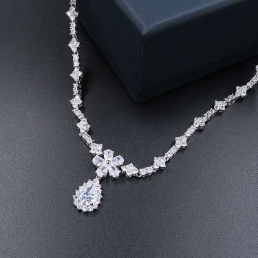 High grade bridal jewelry, simple zircon necklace, earring set, wedding dress, dinner and accessories—2