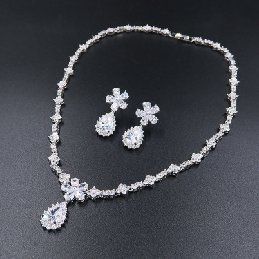 High grade bridal jewelry, simple zircon necklace, earring set, wedding dress, dinner and accessories—1
