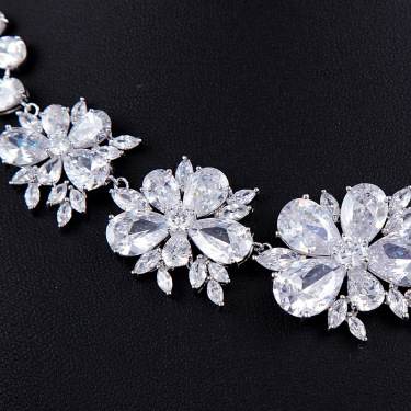The bride wedding dress suit party 3A zircon Flower Necklace Earrings gift jewelry fashion ornaments set—1