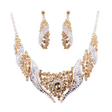 Aliexpress selling Europe and exaggerated color alloy diamond necklace earrings set  bride—1