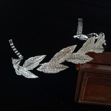 The bride leaves alloy crown diamond hoop Baroque Korean silver wedding headdress new wedding accessories—1