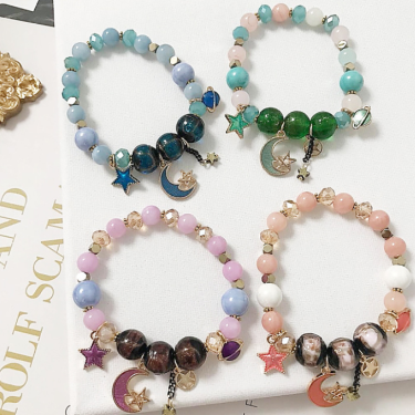 Bohemian creative starry bracelet Japanese handmade star moon glass beads crystal beaded jewelry accessories—2