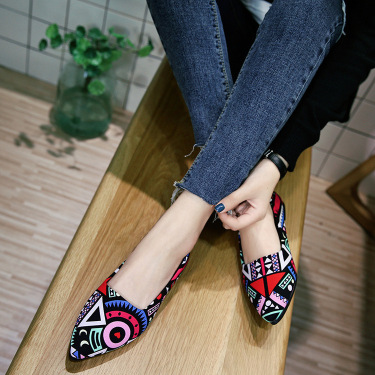 Printed flat shoes—4