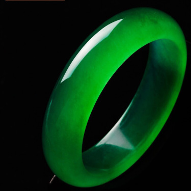 Glutinous Yang Green Jade Bracelet—1