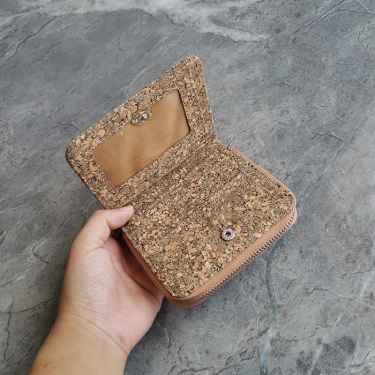 Cavabien Eco Friendly Leather Alternative Short Cork Wallet—4
