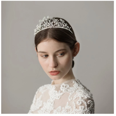 Beautiful Snowflake Flower Bridal Crown—3