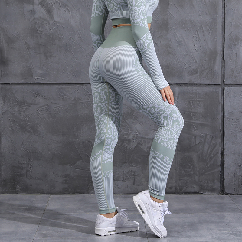 Women's Slim-Fitting Snake Pattern Yoga Set - Green - JOMOBabe Online Store | Women Workout Clothes & Gym Gear | JOMOBabe
