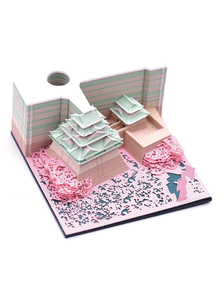 Architectural Wonders Memo Pad: Nagoya Castle Tenshukaku Paper Sculpture Model
