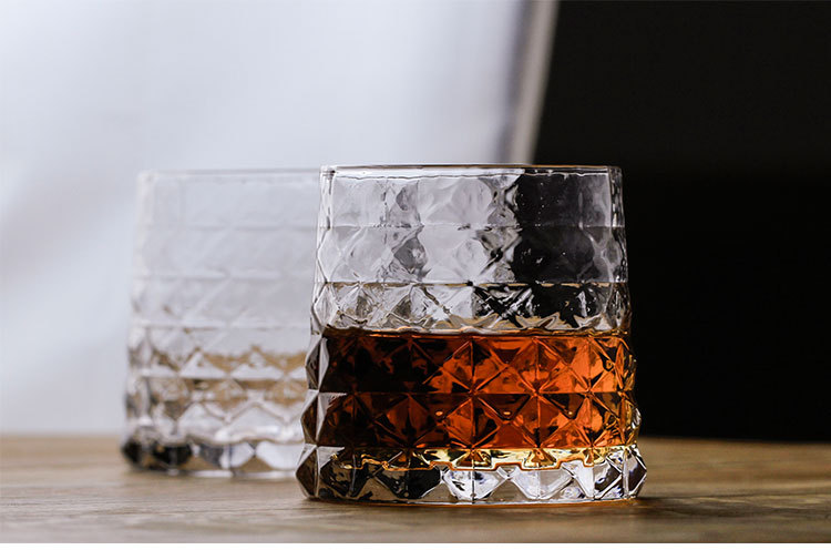 Luxury Whiskey Glass_2