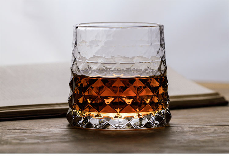 Luxury Whiskey Glass_6