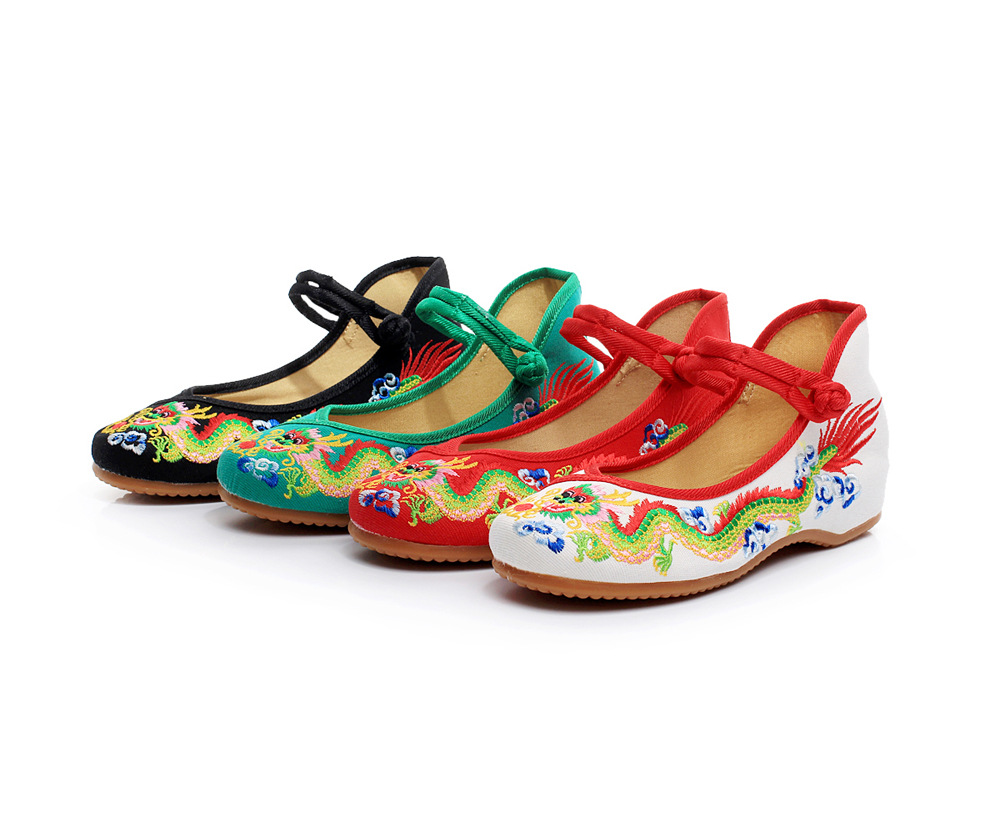 2022 Trending Colorful Canvas Embroidered Shoes