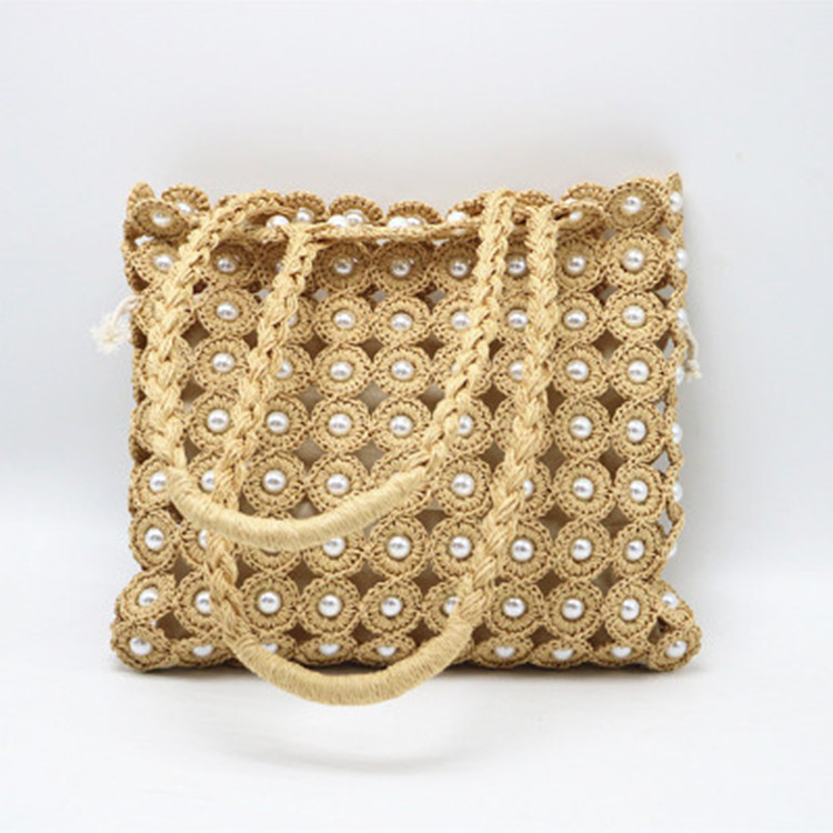 Crochet bag with beads
