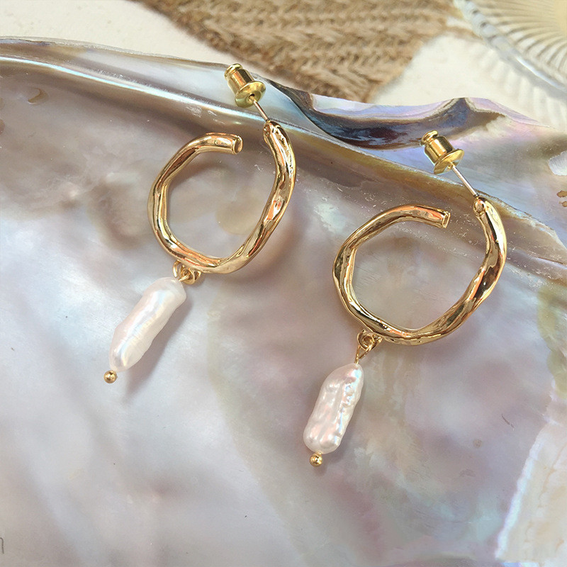 Geometric Shell Pearl Earrings Distorted Irregular Metal Matte Gold ...