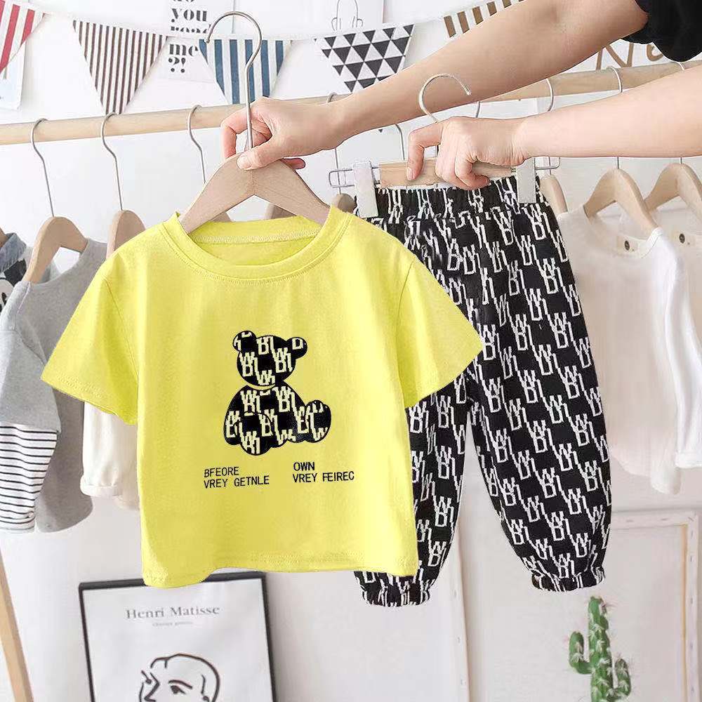 Color: Yellow short sleeves and pants, Size: 90cm - Children'S Short-Sleeved  Middle And Small Western Style Two-Piece Suit