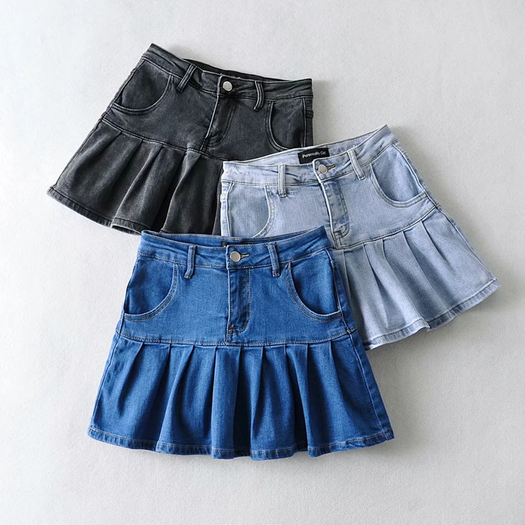 short-skirt-with-long-legs-and-pleated-skirt-cjdropshipping