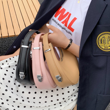 Simple Portable Underarm Bag Fashion Chain One Shoulder Messenger Bag—1