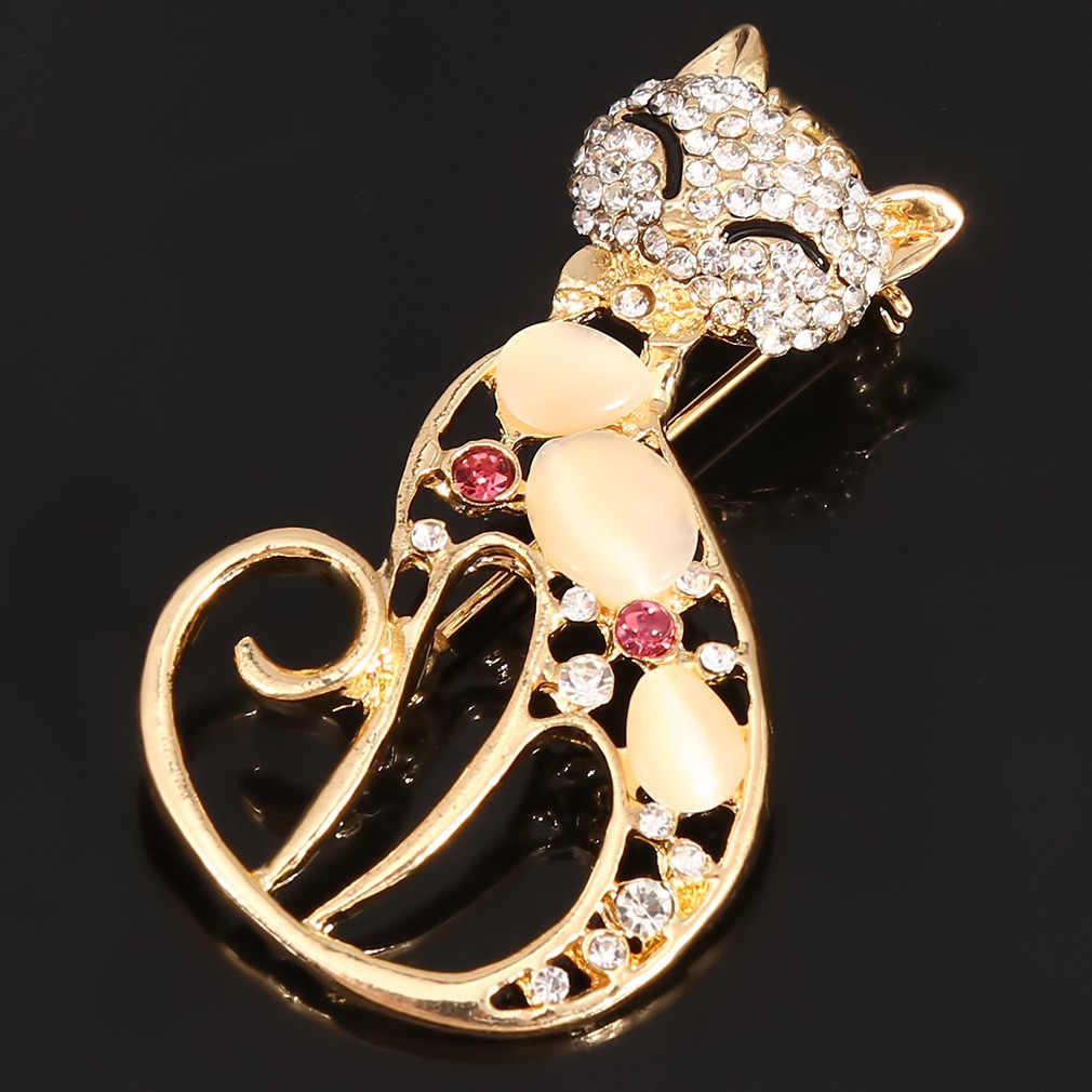 1620979025675 Golden Cat Inlaid Diamond Alloy Brooch Korean Personality Fashion Pin All-Match Simple Clothing Accessories