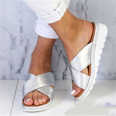 Oversized Light-soled Sandals—1