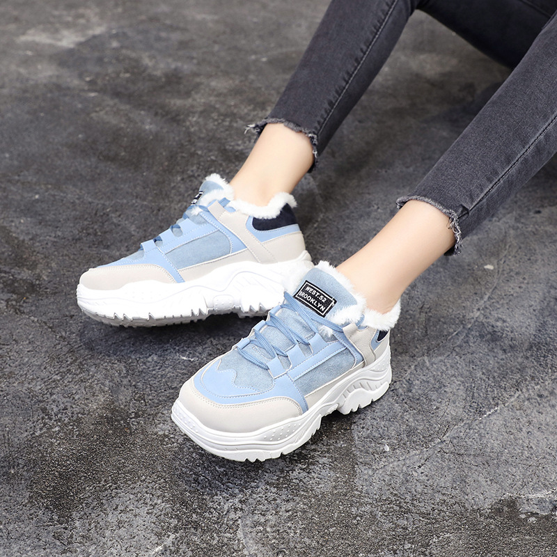 Women Thick sneakers