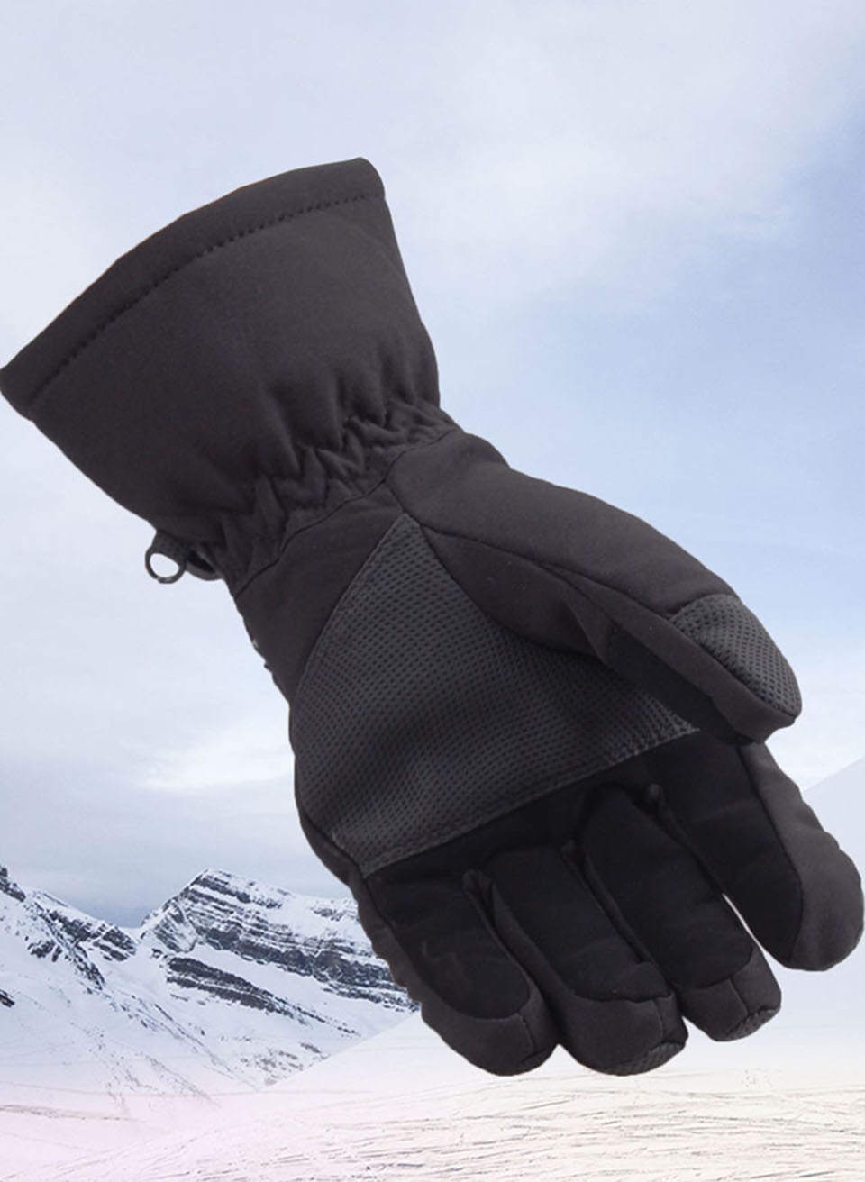 Thick Ski Gloves for Winter Adventures