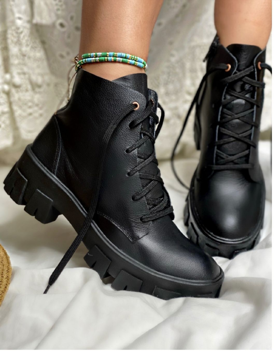Women's Leather Boots Mid-tube Casual Short Boots