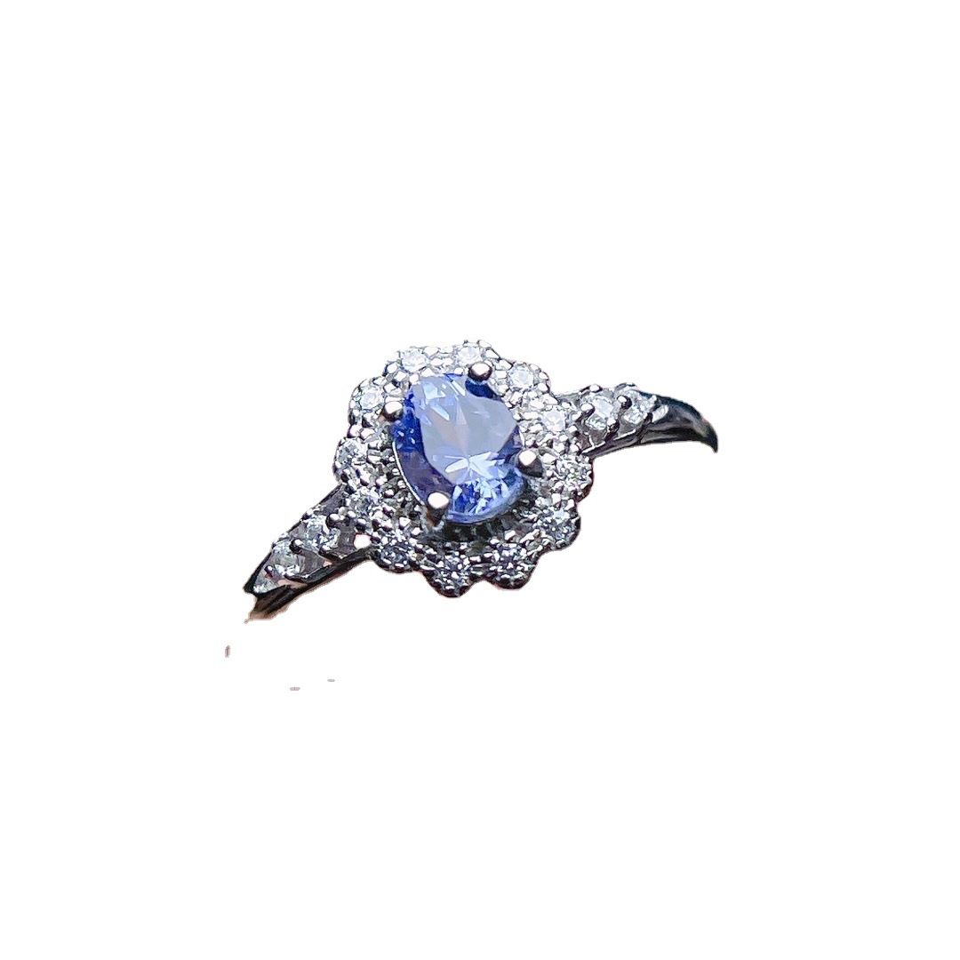 Women's Silver Ring adorned with Natural Tanzanite