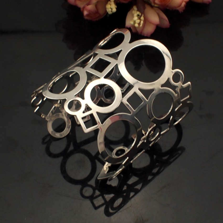 Gold Geometric Bracelet