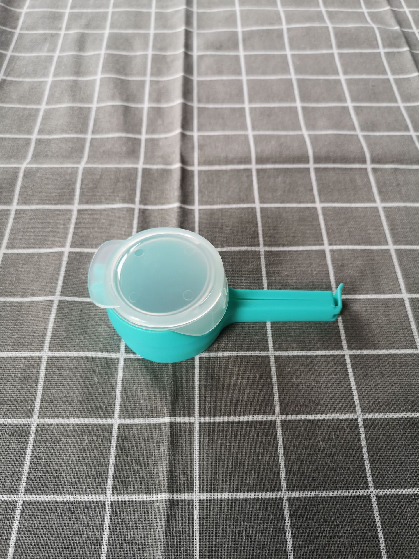 Sealing Clip in Use