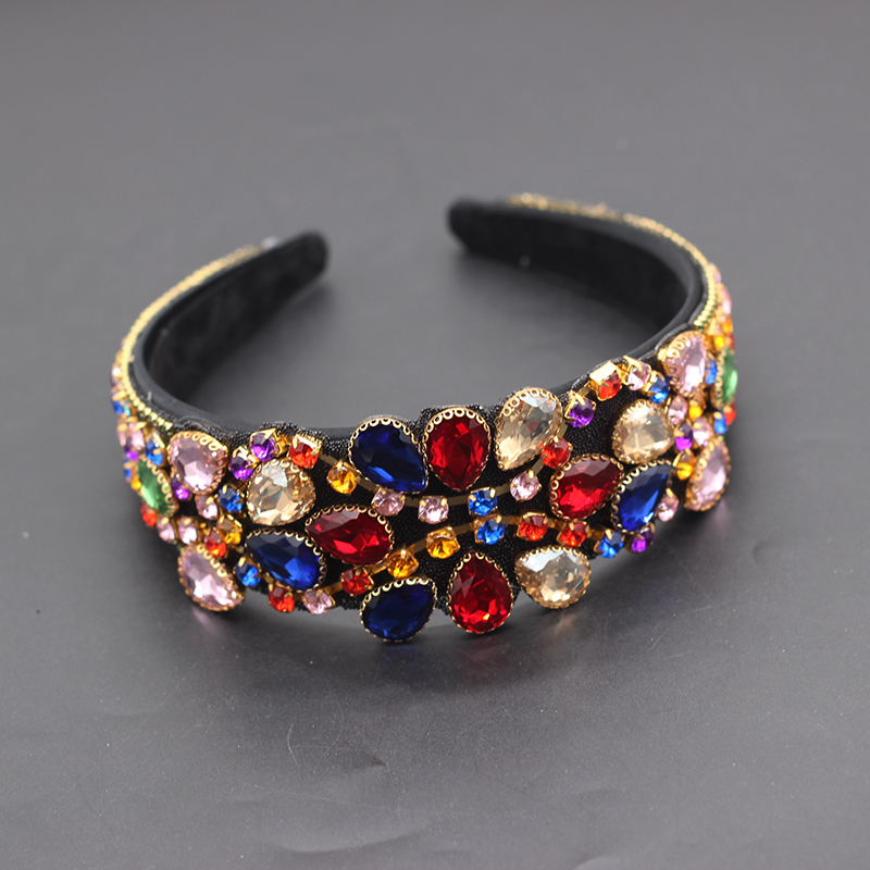Baroque Luxury Headband 1