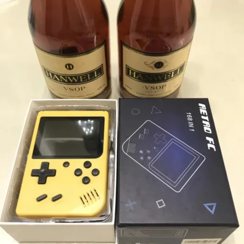 Product color: yellow - Mini game console classic handheld mini king game console with color screen built in