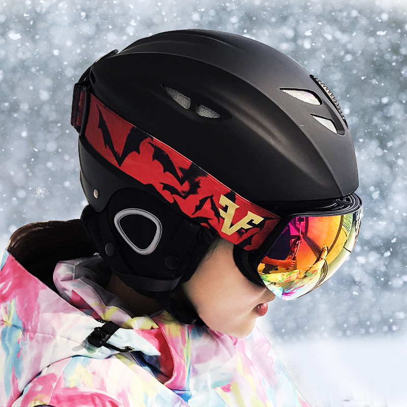 Ski and Snowboard Helmet for kids