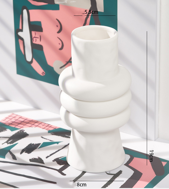 Design White Water Vase