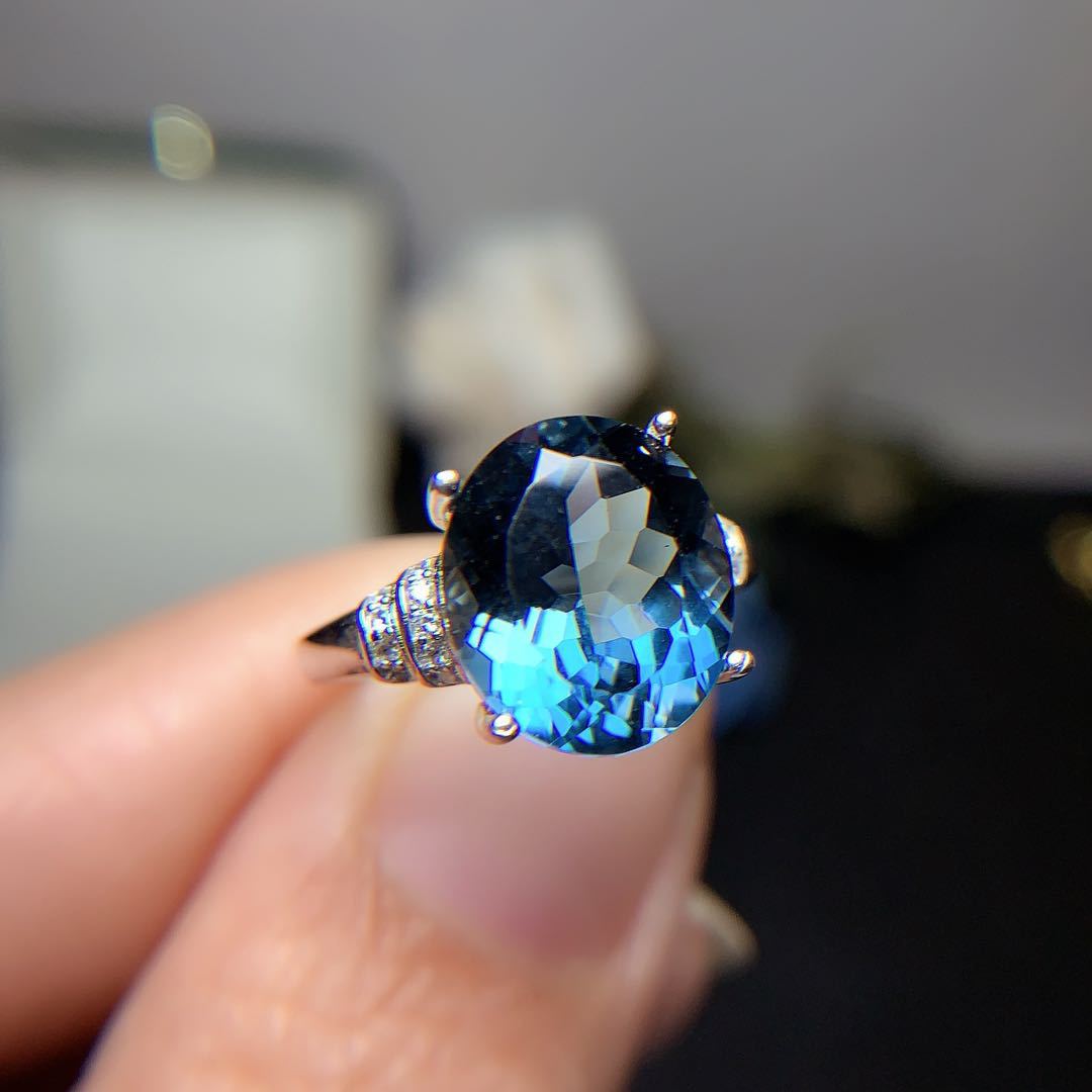 Stylish Women's S925 Silver Ring with London Blue Topaz