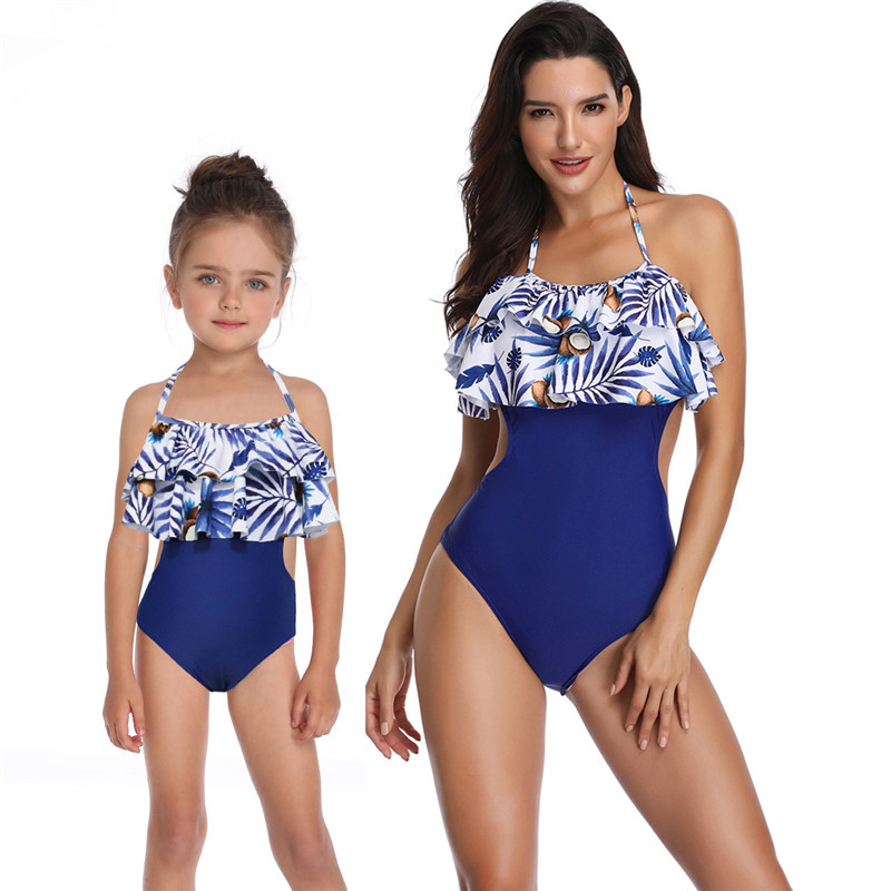 25c8ae6c eded 4c47 aa8a 3257edee2bd3 - Printed one-piece swimsuit