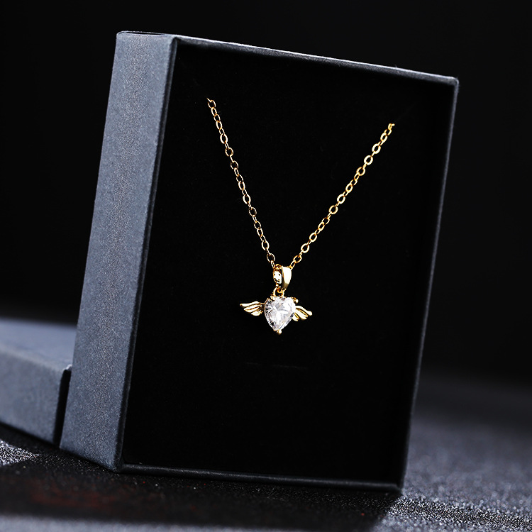 Collier Aile Cœur Ecrin
