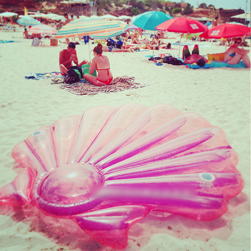 Stylish Pink Shell Floating Row