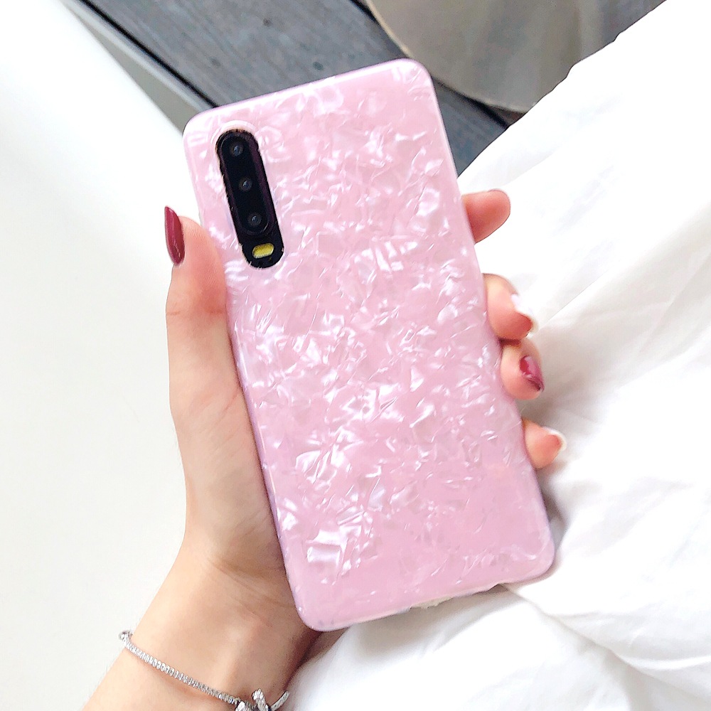 <ul> <li><strong>Durable TPU Material</strong>: Flexible and protective.</li> <li><strong>Fits Multiple Huawei Models</strong>: Compatible with P20, P30, MATE20, and NOVA series.</li> <li><strong>Available in Colors</strong>: Choose from pink, white, and more.</li> <li><strong>Back Cover Design</strong>: Full back protection against damage.</li> <li><strong>Stylish and Functional</strong>: Enhances phone’s look and durability.</li> </ul>