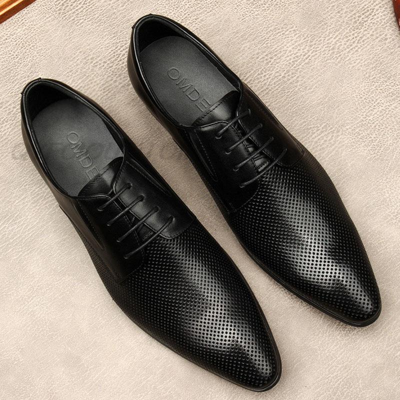 3a972a9e ba79 4fe2 93a2 349d80d9228e - Italian Trendy Men's Pointed-toe Leather Shoes, British And Korean Embossed Perforated Business Formal Shoes