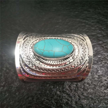 Bohemian Simple Inlaid Water Drop Gemstone Bead Claw Bracelet—2
