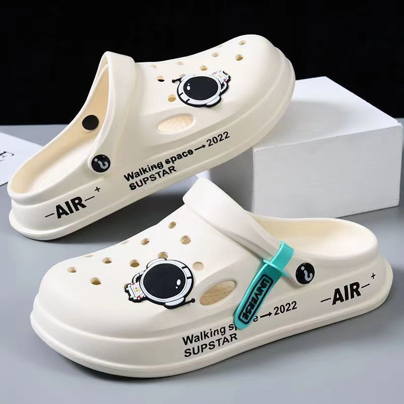 Summer Indoor Outdoor Astronaut Slippers Comfy Home Shoes and Garden Clogs - Picture 11 of 11