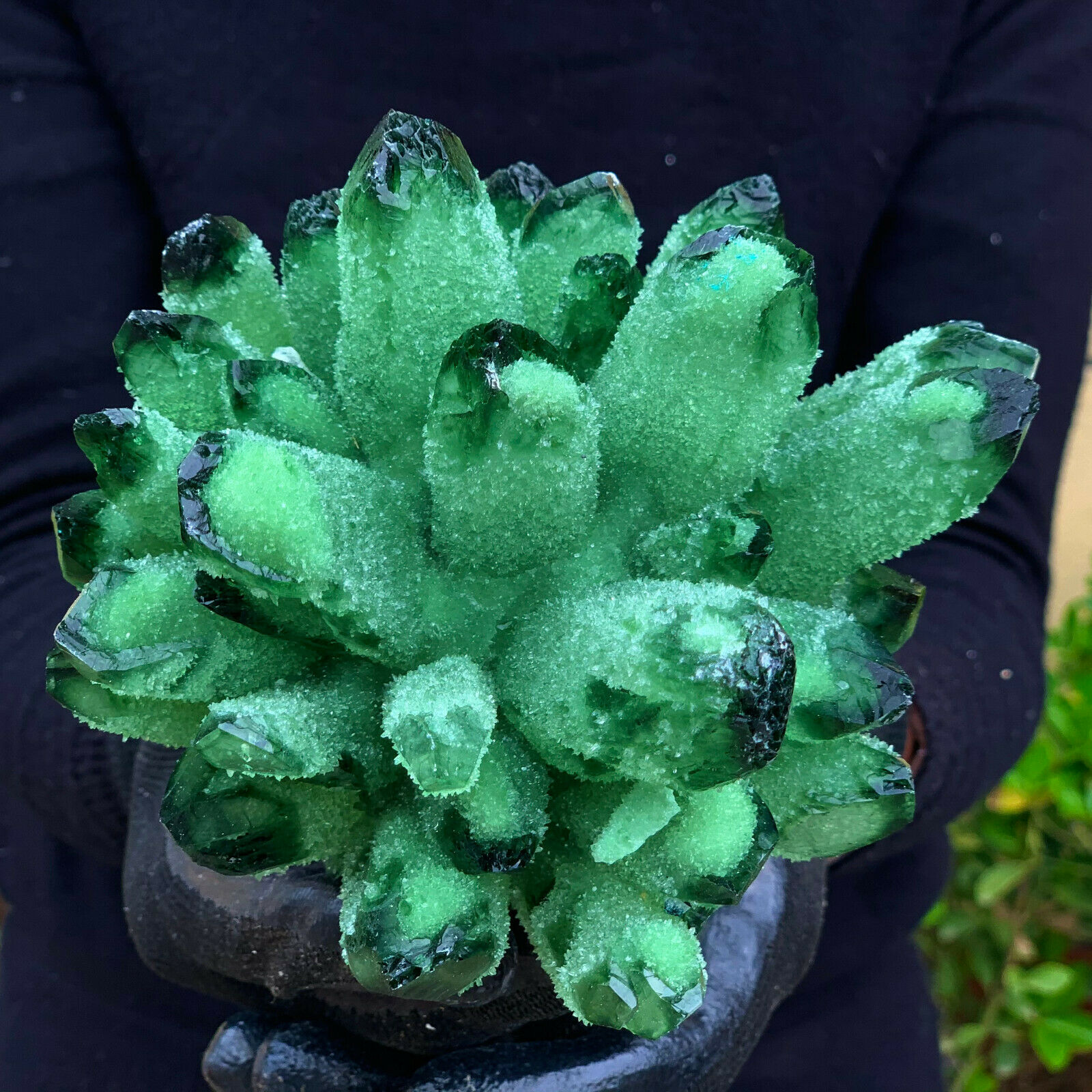 Green Crystal Cluster Original Stone Ecological Strange Landscape ...