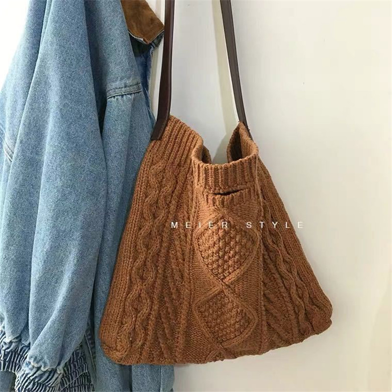 knit bucket bolsa