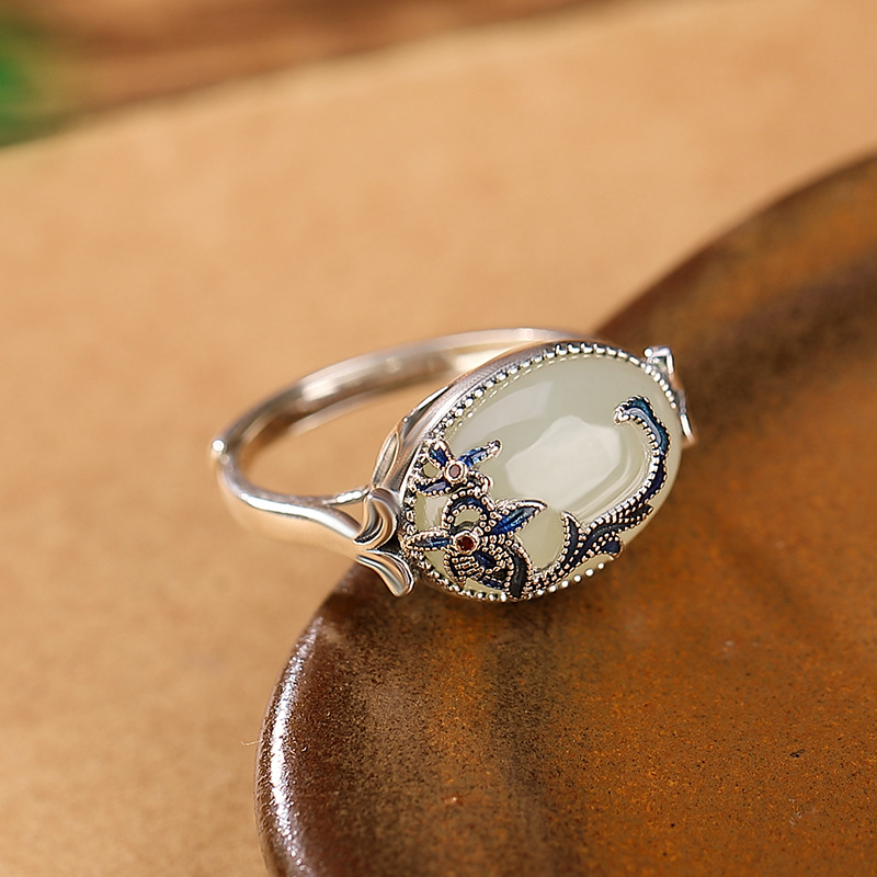 Elegant ring with natural jade stone - side view