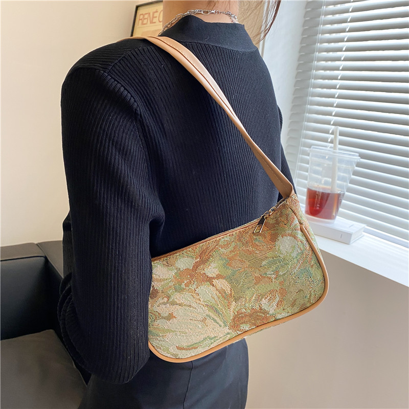 8ddfc2d6 e7e2 4413 a7c0 f0300a9dfa92 - Fashionable And Colorful Oil Painting Flower Pattern Material Stitching Shoulder Bag