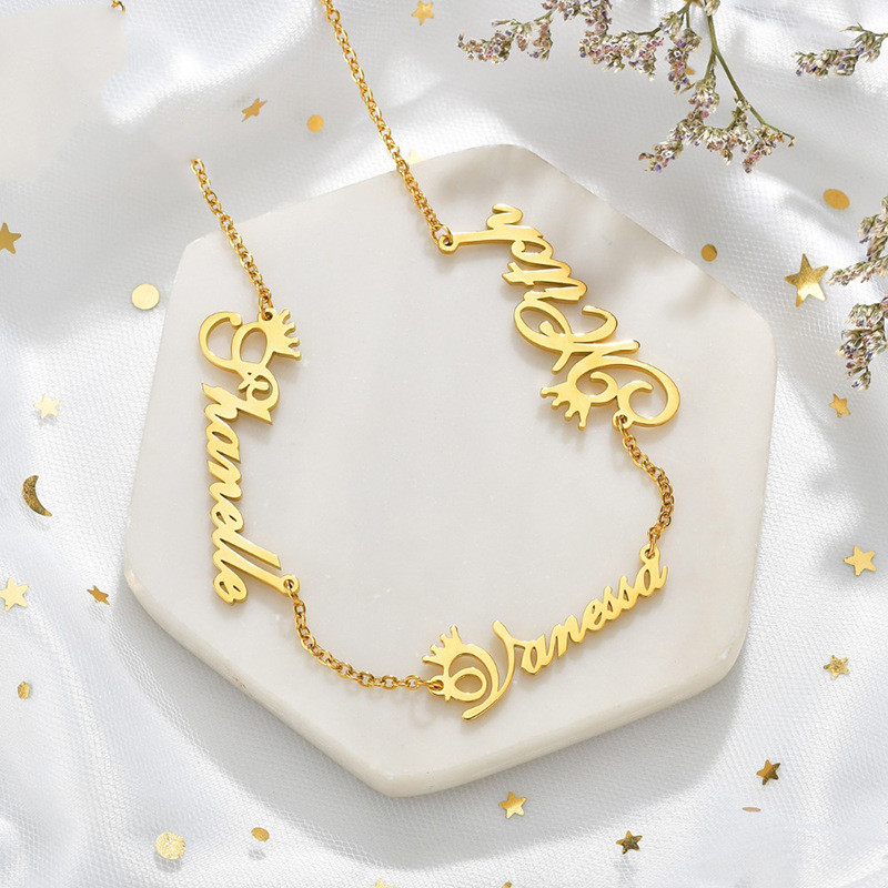 Multiple Name Necklace Gold